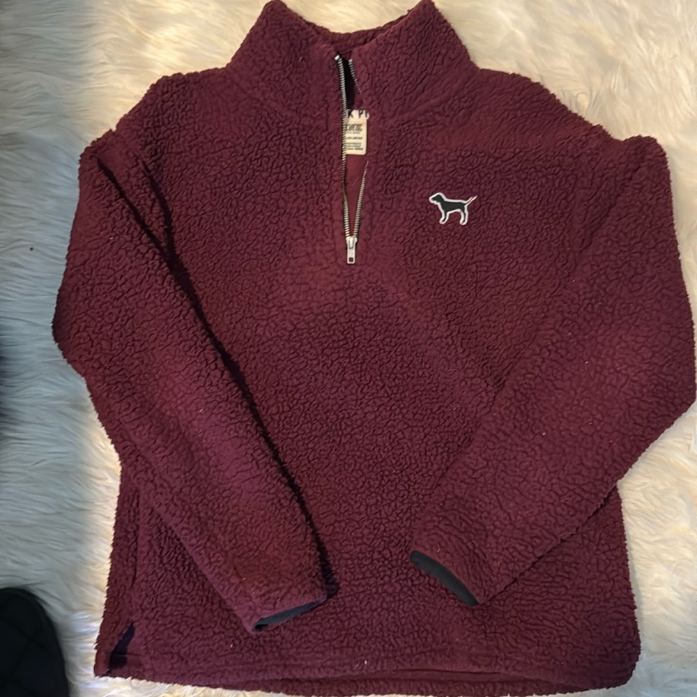 Women’s XS Pink Victoria Secrets cranberry fleece sweatshirt!